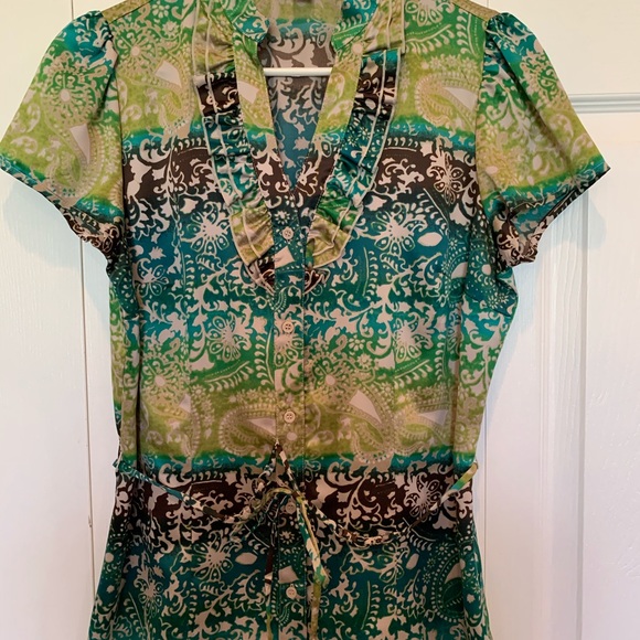 East 5th Women’s Medium Blouse NWOT - Picture 2 of 8